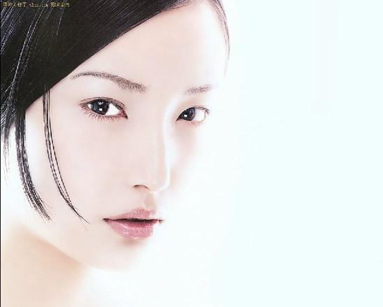 PS优化MM照片的眉毛和眼睛