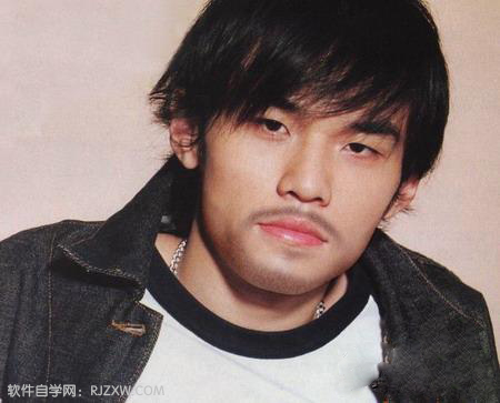 PS怎么给周杰伦加胡子效果