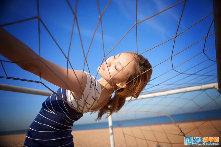 用PS的可选颜色调出蓝宝石天空背景