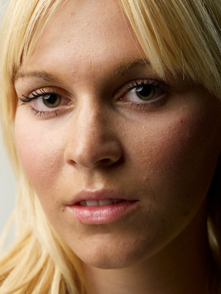 用Photoshop做脸部磨皮美白实例教程