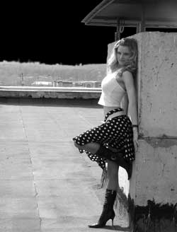 Photoshop给图片加上下雨的效果