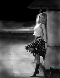 Photoshop给图片加上下雨的效果