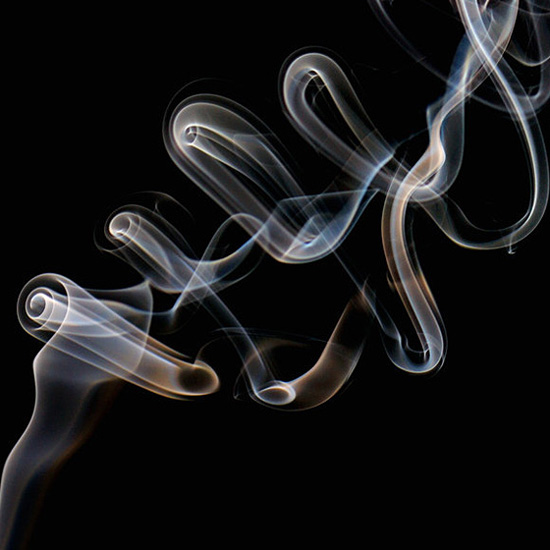 教你如何用相机拍出漂亮的梦幻烟雾照