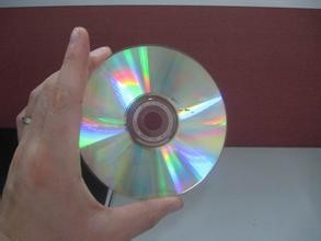 电脑光驱有声音无法读取光盘内容的解决方法