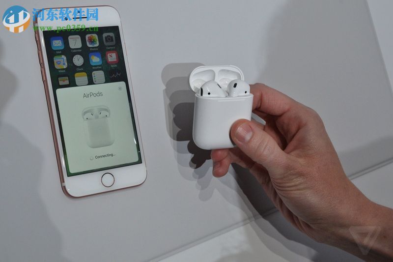 Apple AirPods如何自定义设置双击手势的操作